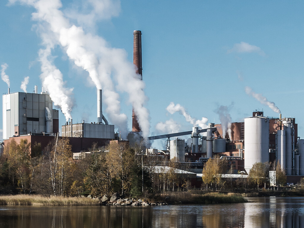 Heat exchangers for the paper industry - A Paper mill by the lake